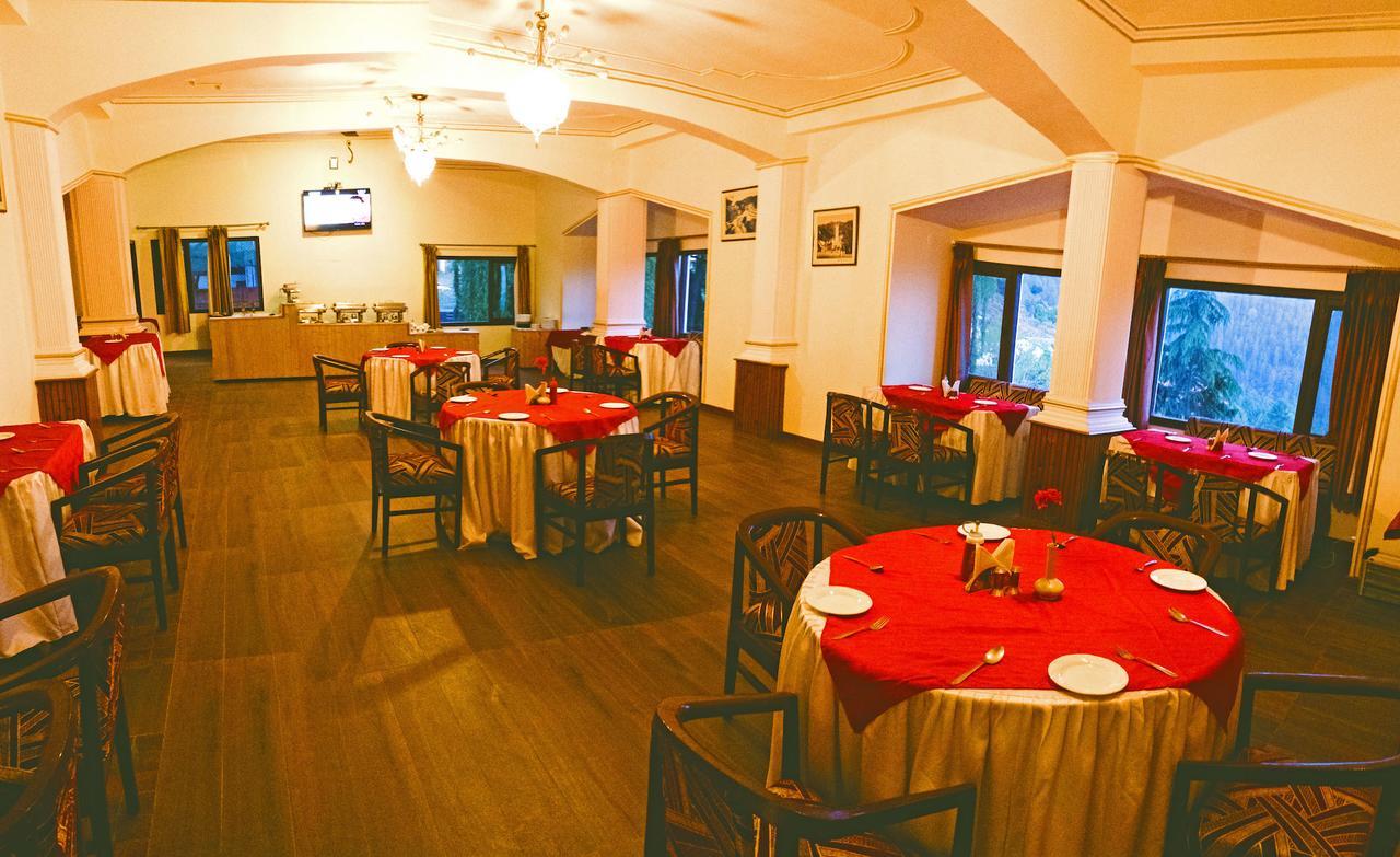 Royal Jardin Whistling Pines Resort Шимла Экстерьер фото